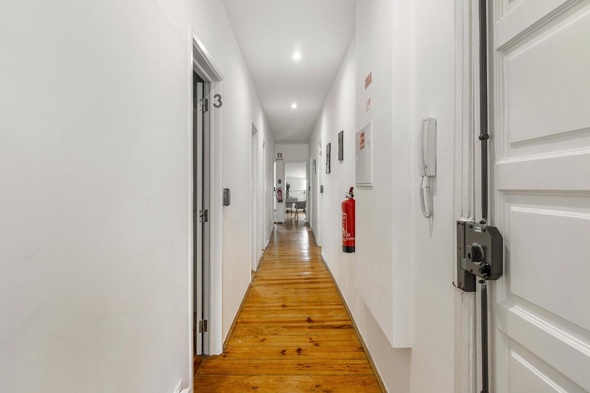 Gæstehus Whome Urban Tech Retreat, Modern Hubs For Remote Living Lisboa