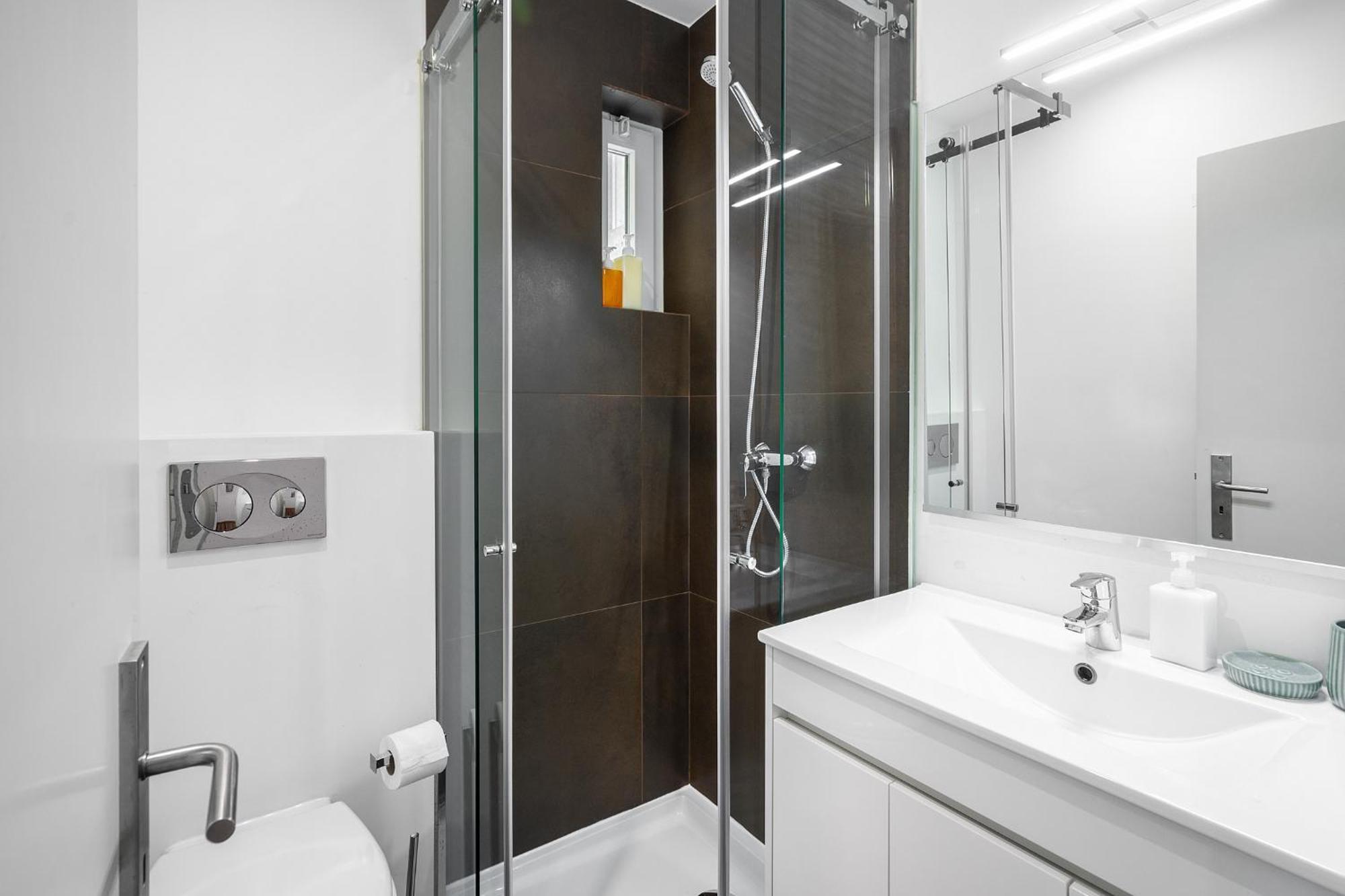 Gæstehus Whome Urban Tech Retreat, Modern Hubs For Remote Living *